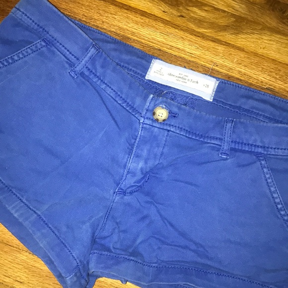 Royal blue cargo style shorts - Picture 2 of 3